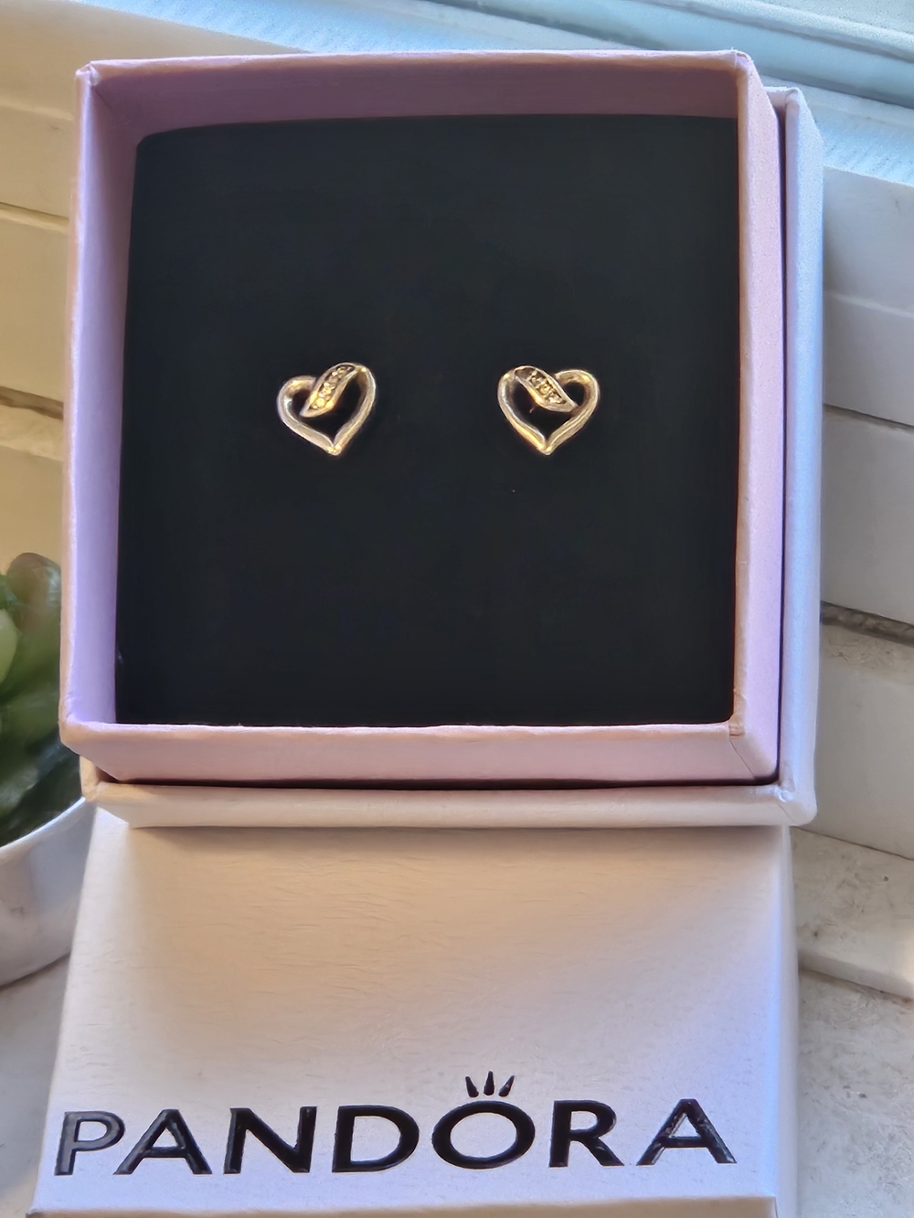 Pandora "Ribbons of Love" Stud Earrings